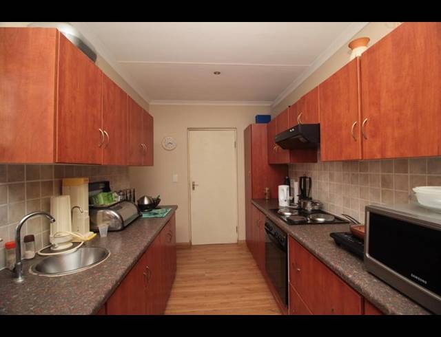 3 BEDROOM HOUSE FOR SALE IN FRAAIUITSIG